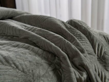 Покрывало Софи де Марко Ноэль (олива) 240х260