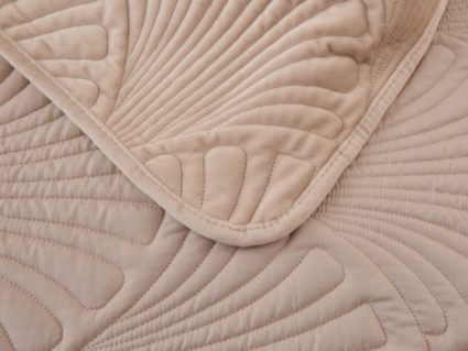 Покрывало Софи де Марко Ариэль (светло бежевое)